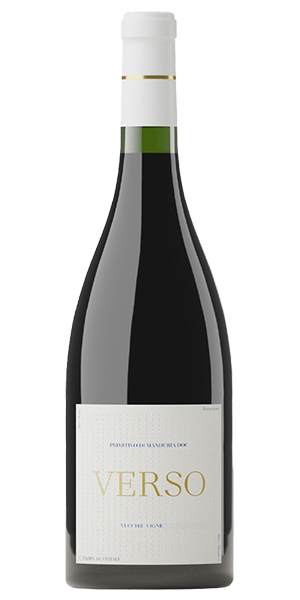 Campi Deantera Verso Primitivo di Manduria DOP Apulien Italien Primitivo Komplex, fruchtig mit Pflaumen und Kirschmarmelade, leichter Würze und Tabaknoten. Grosse Körperfülle, weich mit edlen Tanninen, im Abgang Aromen von Kakao, Kaffee und Vanille. Wein kaufen.