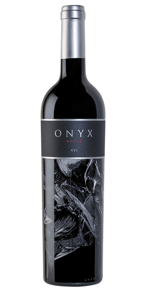 Cave Emery Onyx Nobile XXI Wallis Schweiz Assemblage rouge Fruchtige Aromen von Kirsche, Holunder und schwarzer Johannisbeere. Intensiv fruchtige Struktur, verbunden mit weichen, anhaltenden Tanninen. Ein langer Abgang am Gaumen. Wein kaufen