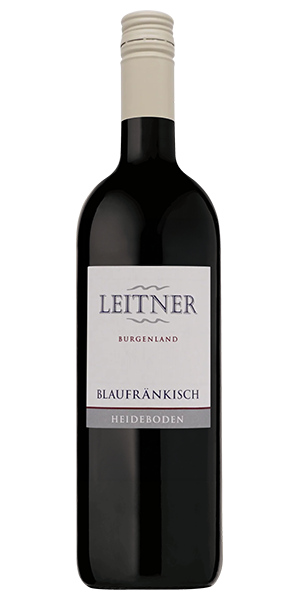 Weingut Leitner Blaufränkisch Heideboden Burgenland Österreich Blaufränkisch Süsse Brombeeren, etwas Heu und Kräuter. Am Gaumen reife Brombeeren und Schokolade unterstützt von fein verwobenen Tanninen. Wirkt saftig und straff. Feiner, langer mineralischer Abgang. Wein kaufen