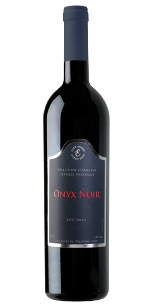 Cave Emery Onyx Noir AOC Wallis Schweiz Assemblage rouge Reife Waldbeeraromatik mit rassigen Würznoten. Vielschichtig, stoffig, schöner Schmelz, harmonisch eingebettete Tannine, mit weicher Struktur, füllig, mittellanger Abgang. Wein kaufen